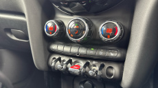 MINI Hatchback 1.5 Cooper Classic 5dr Petrol Hatchback